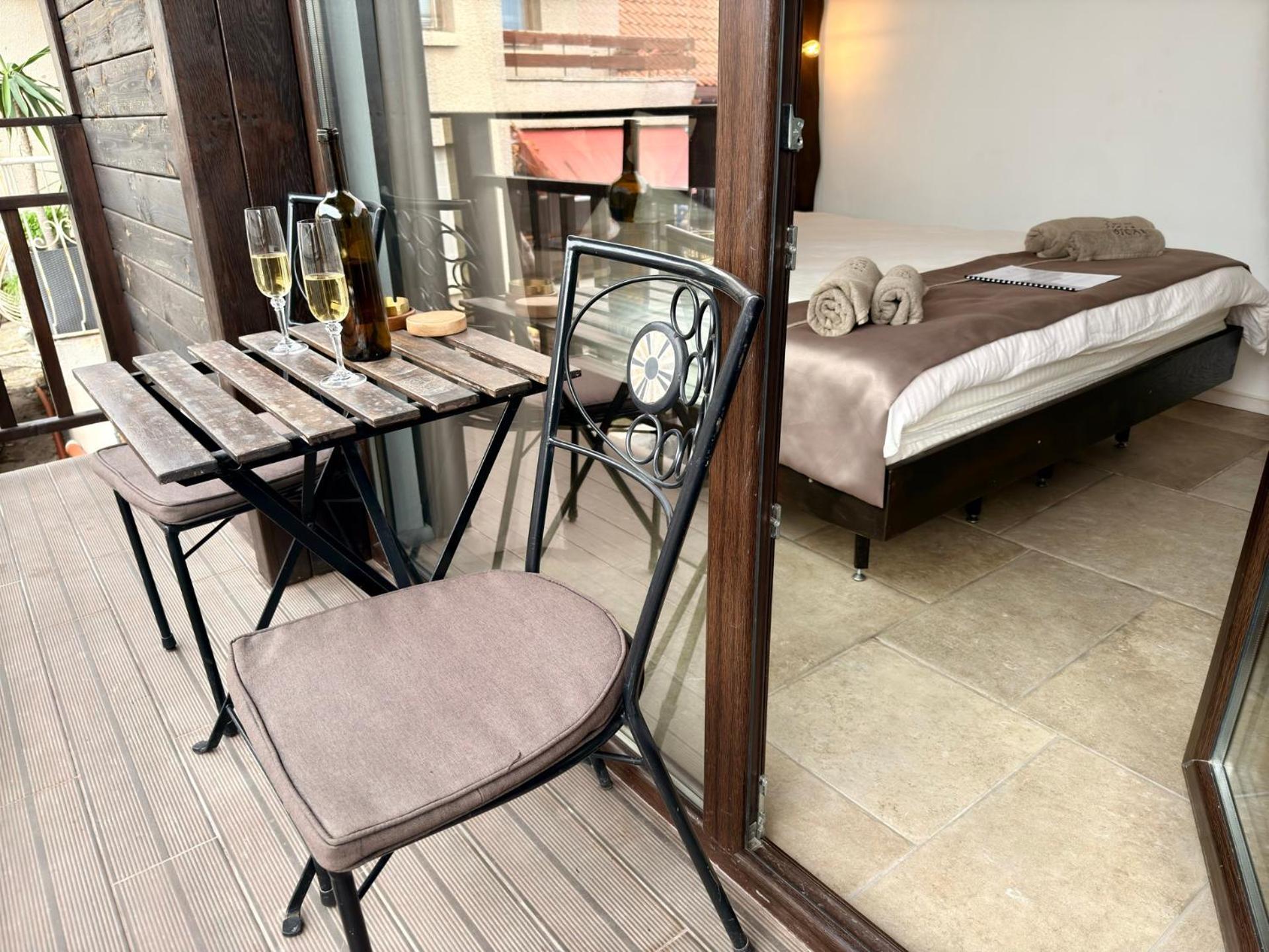 Arthotel Oscar II سوزوبول المظهر الخارجي الصورة